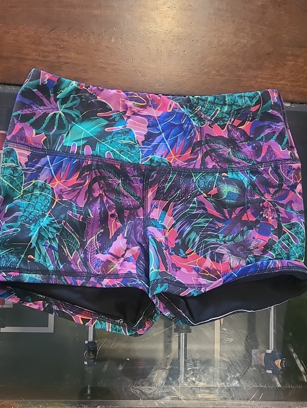 Women's Tropical Print Active Shorts - Pink & Teal